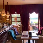 Hotel Riverdam Boutique 3*