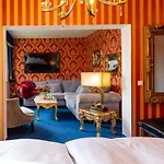 Riverdam Boutique 3*