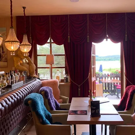 Hotel Riverdam Boutique 3*
