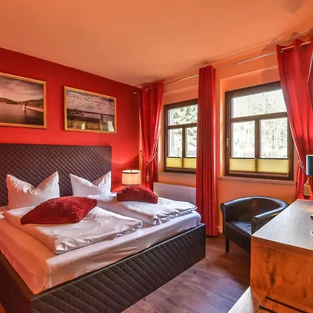 Riverdam Boutique 3*