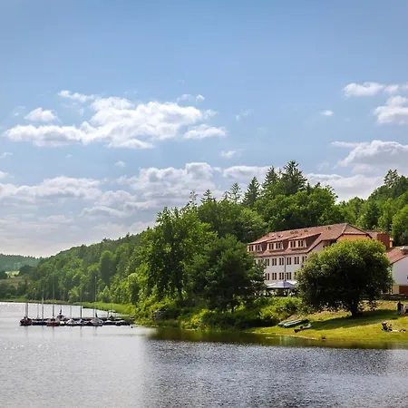 Riverdam Boutique 3*