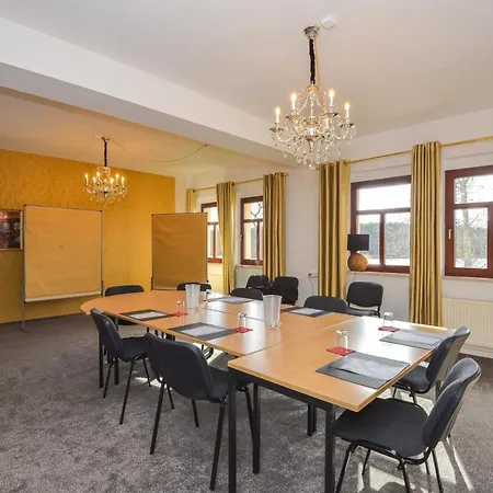 Riverdam Boutique Hotel