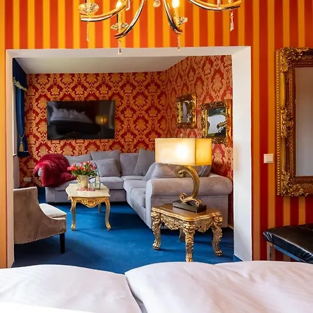 Riverdam Boutique 3*