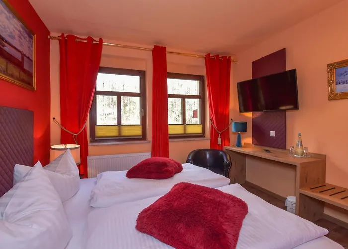 Riverdam Boutique 일메나우